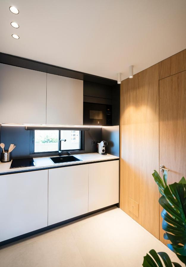 Aloha Apartamentos - Primera Linea De Playa - Vista Al Mar ベナルマデナ エクステリア 写真