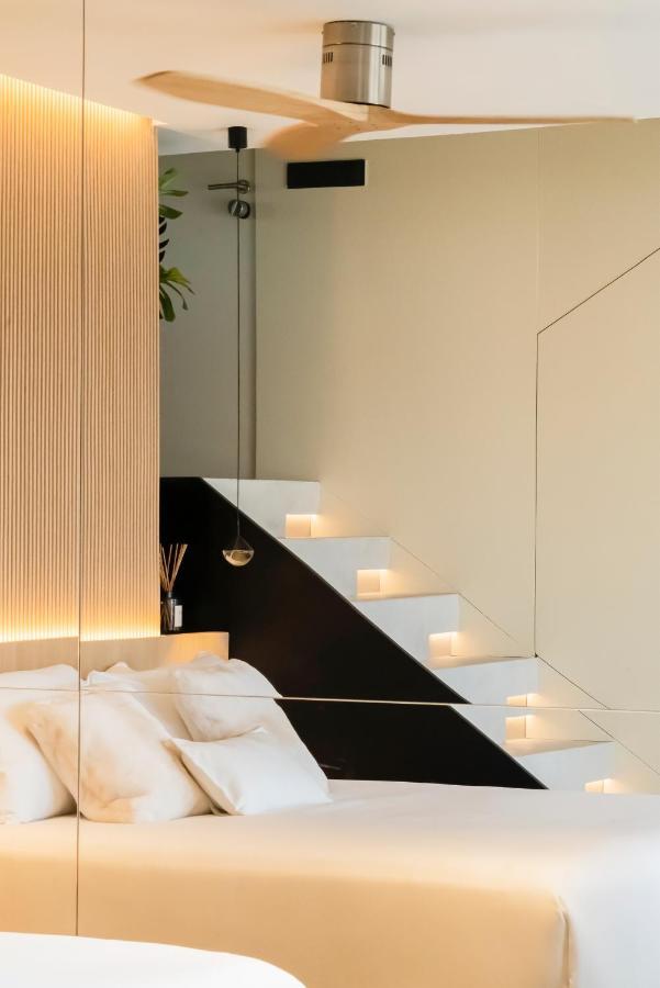Aloha Apartamentos - Primera Linea De Playa - Vista Al Mar ベナルマデナ エクステリア 写真