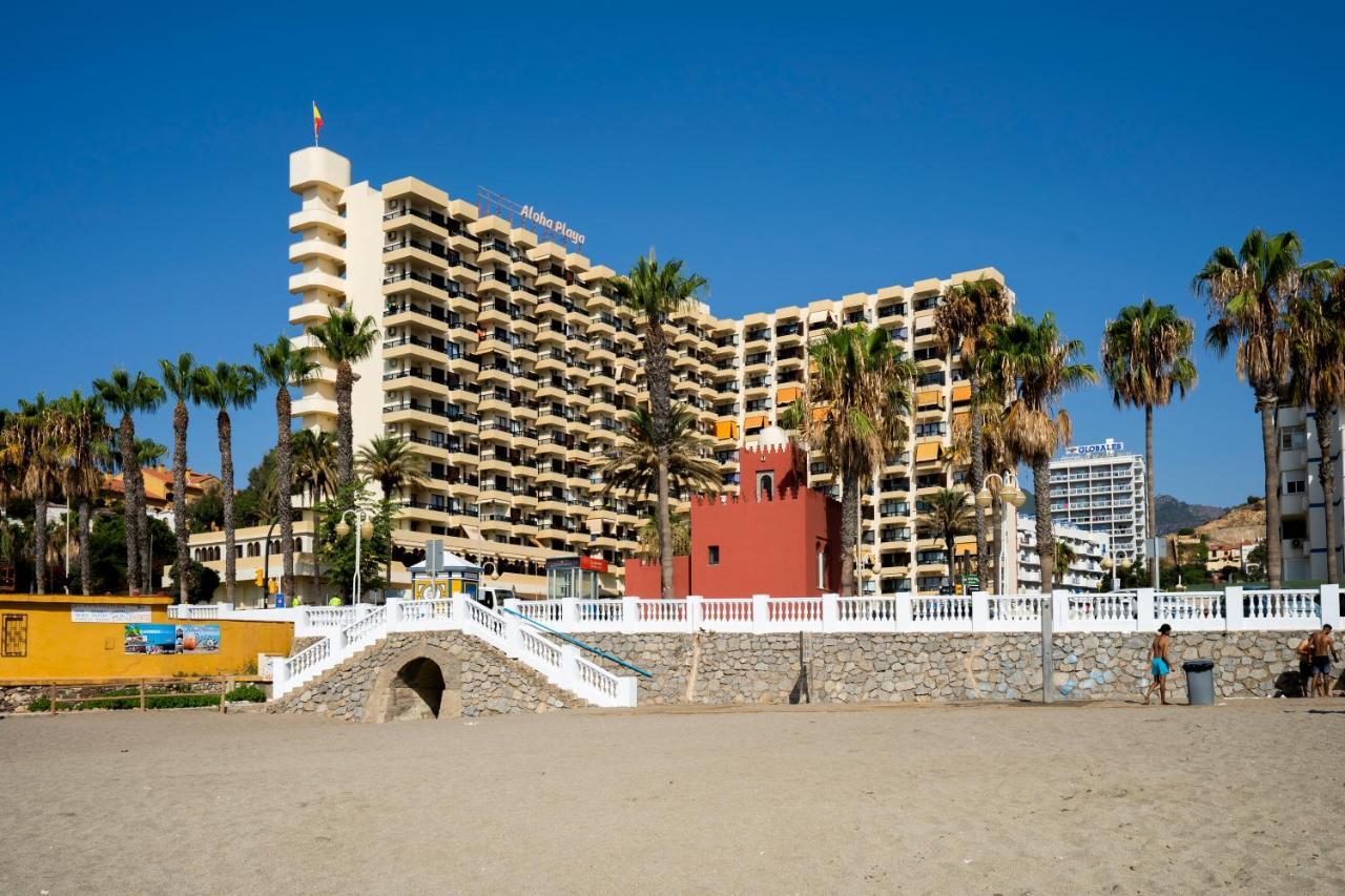 Aloha Apartamentos - Primera Linea De Playa - Vista Al Mar ベナルマデナ エクステリア 写真