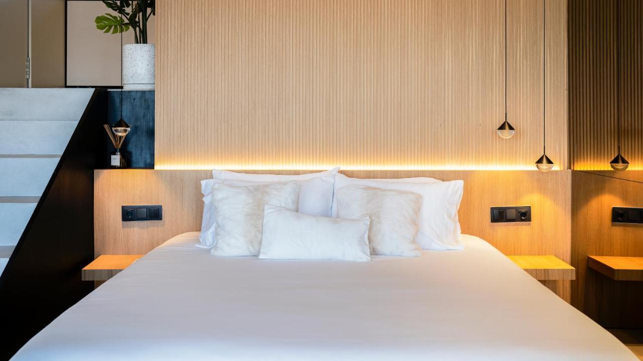 Aloha Apartamentos - Primera Linea De Playa - Vista Al Mar ベナルマデナ エクステリア 写真